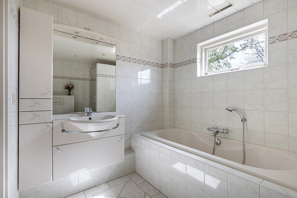 Medium property photo - St. Hubertus-Plaats 21, 8309 AA Tollebeek